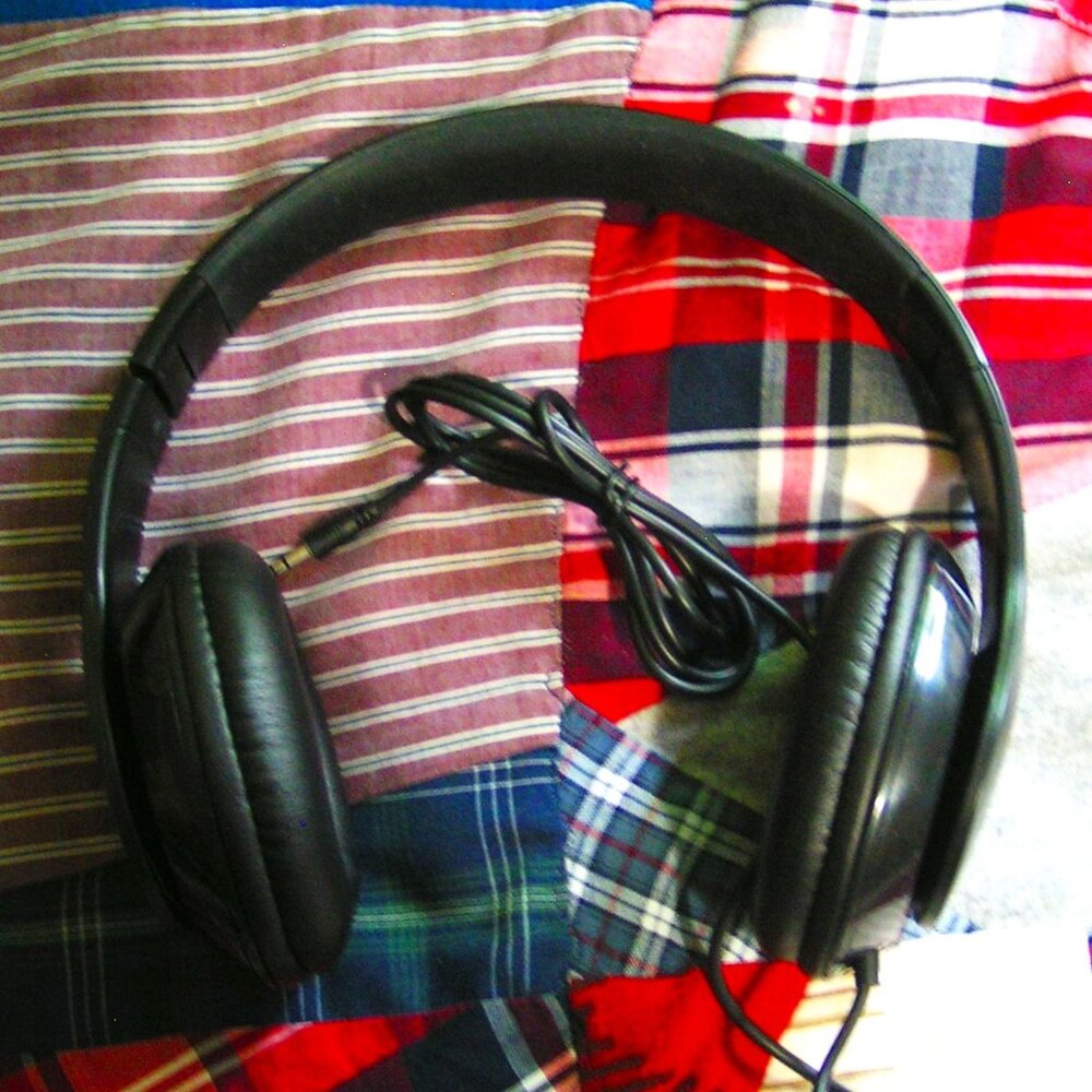 HEADPHONES